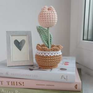 Roosa väike tulp pruunis potis 14cm