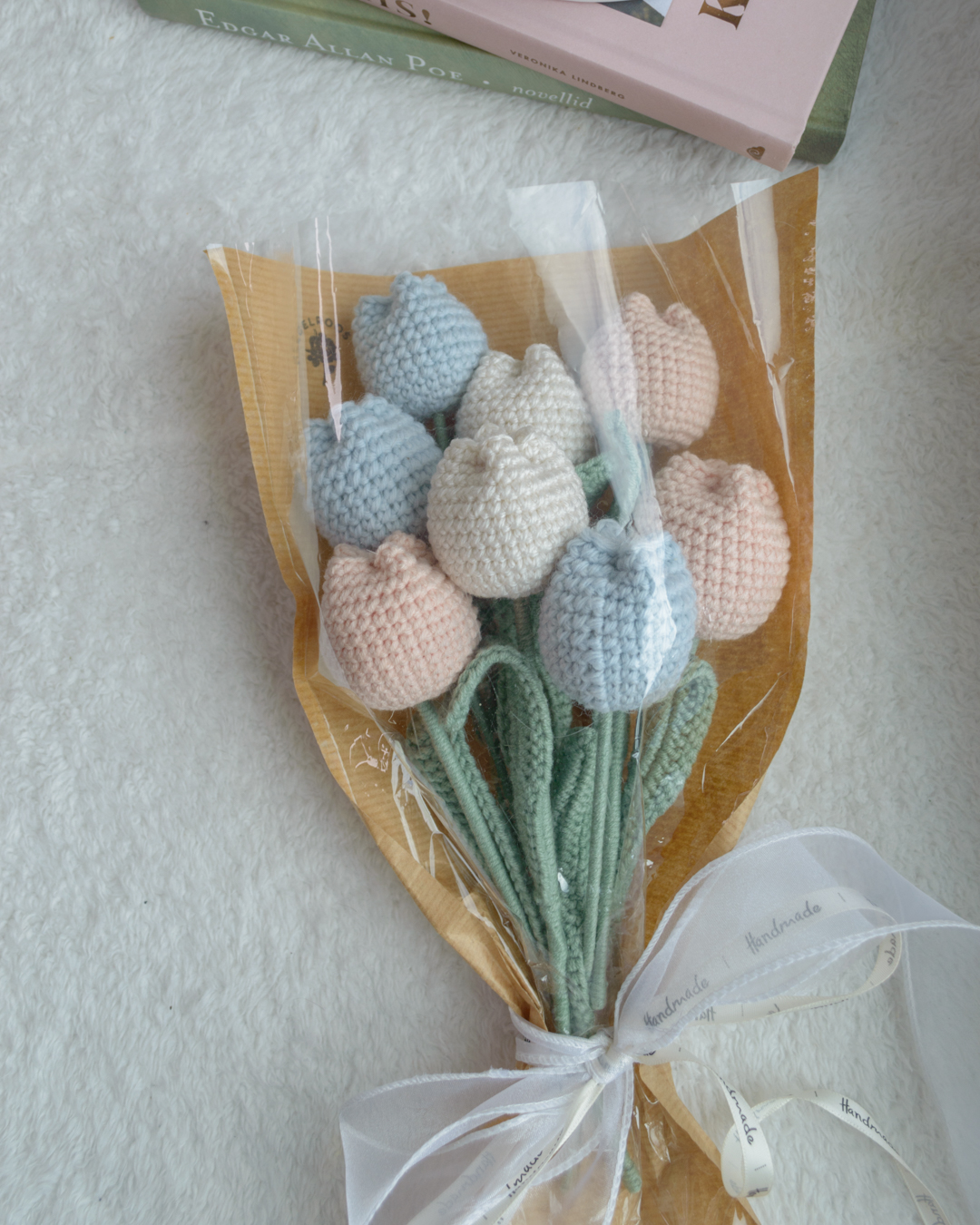 Heleroosad, sinised ja loodusvalged tulbid 8tk - Image 2