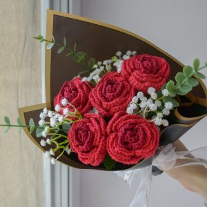 Kahevärviline punane roosikimp (5 roosi)