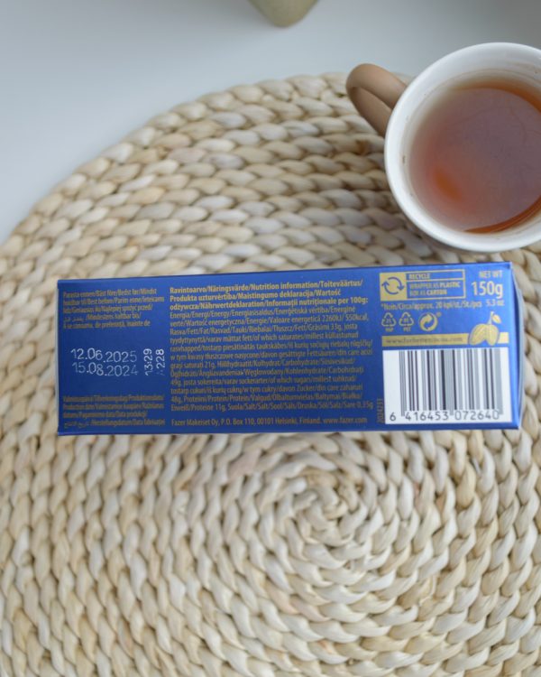 Piimašokolaadikommid Karl Fazer 150g - Image 2