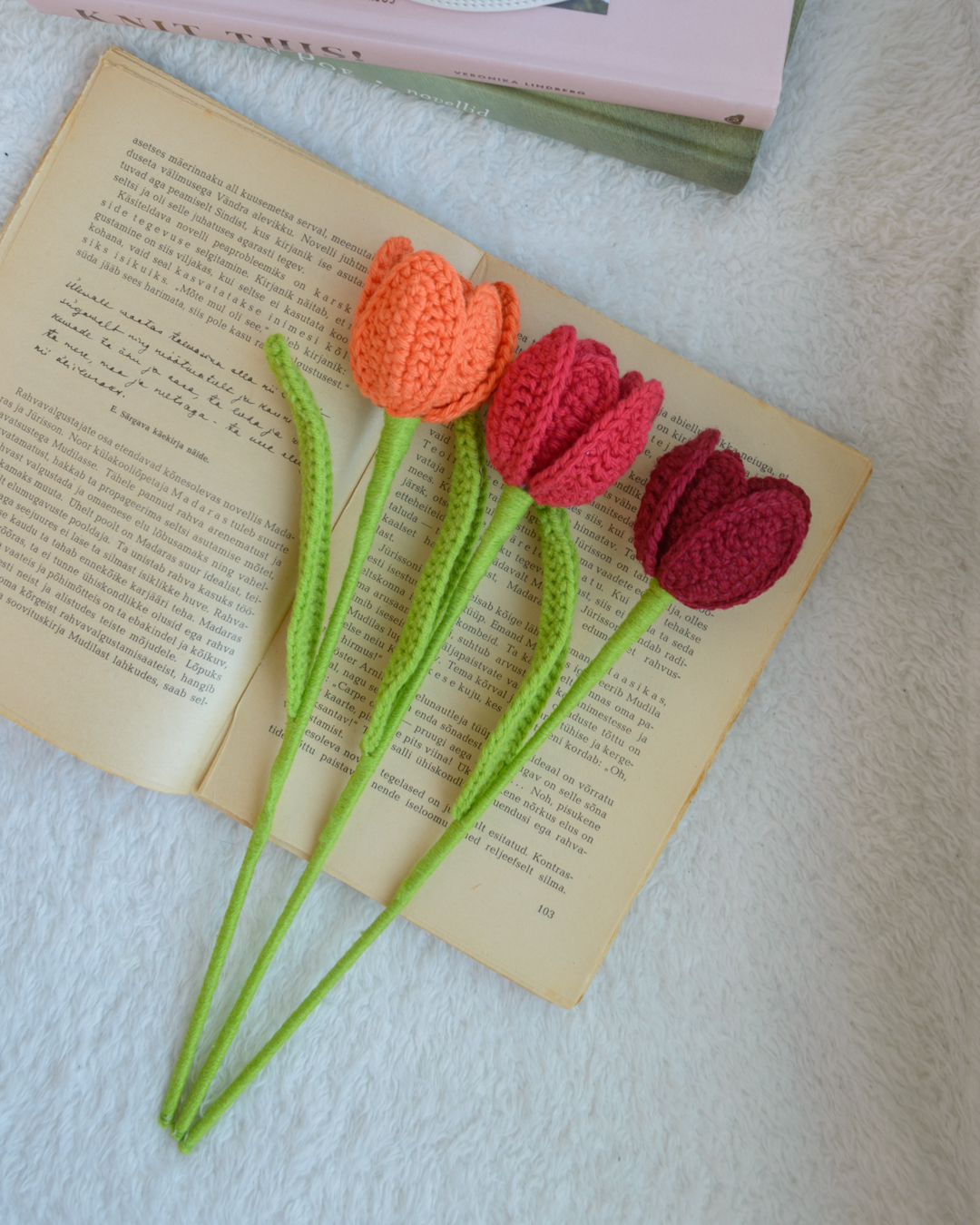 Punased ja oranžid avatud tulbid (8 lille) - Image 4