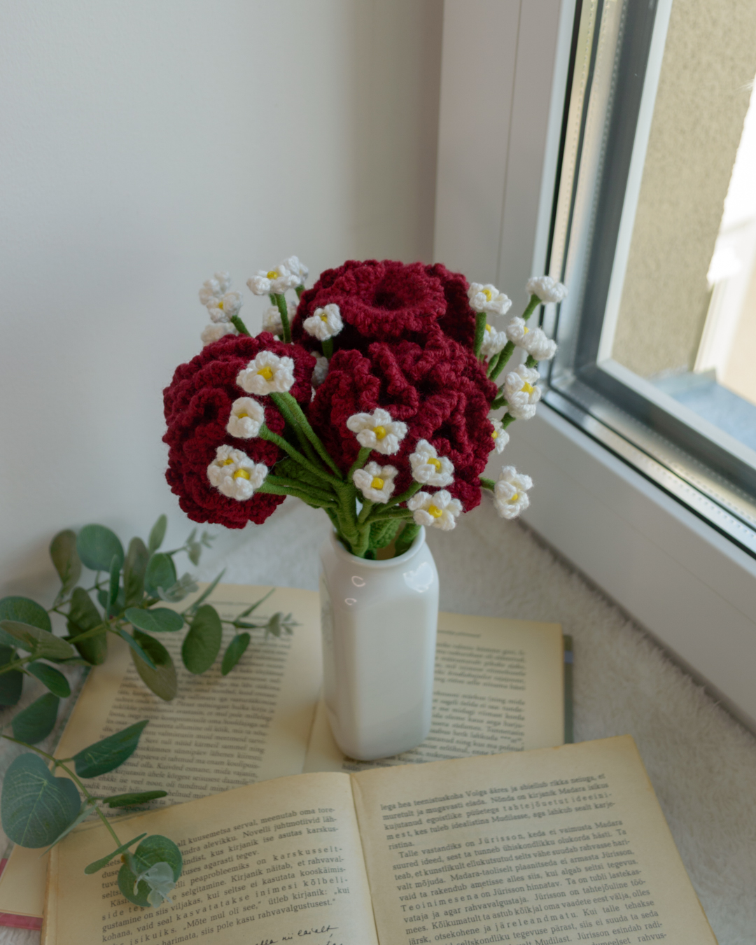 Tumepunased nelgid ja kipslilled (6 oksa) - Image 3