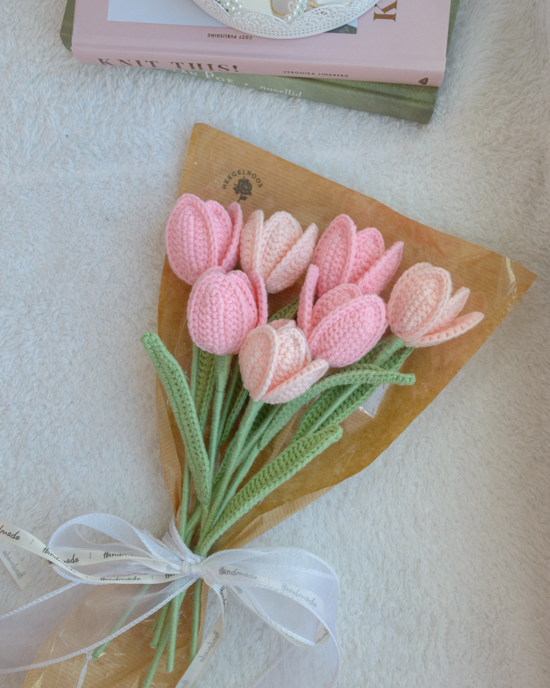 Roosad avatud tulbid (7 lille)