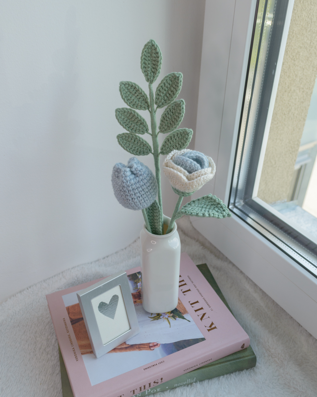 Väike lillekimp helesinine-valge - Image 2