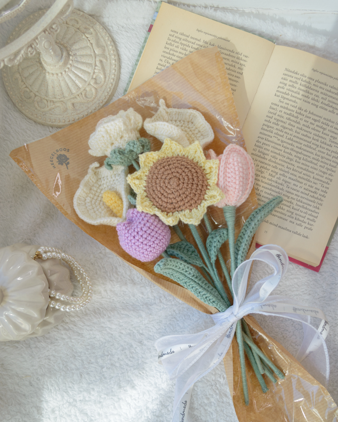 Värviline lillekimp nr 9 (6 oksa)